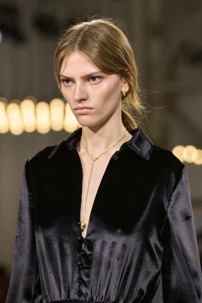 Look 224